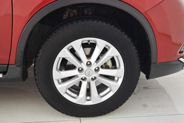 Used Nissan X-Trail 2015 2.0L CVT Comfort MAX Edition 2WD Exterior 9