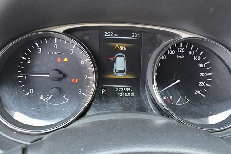 Used Nissan X-Trail 2015 2.0L CVT Comfort MAX Edition 2WD Instrument Cluster
