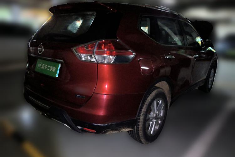 Used Nissan X-Trail 2015 2.0L CVT Comfort MAX Edition 2WD Rear Right 45 Deg