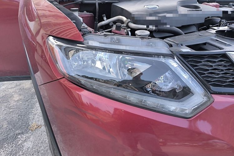 Used Nissan X-Trail 2015 2.0L CVT Comfort MAX Edition 2WD Right Front Headlight