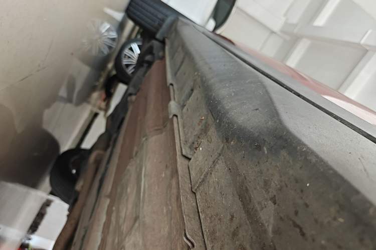 Used Nissan X-Trail 2015 2.0L CVT Comfort MAX Edition 2WD Right Side Sill
