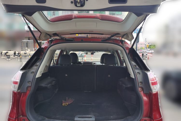 Used Nissan X-Trail 2015 2.0L CVT Comfort MAX Edition 2WD Trunk
