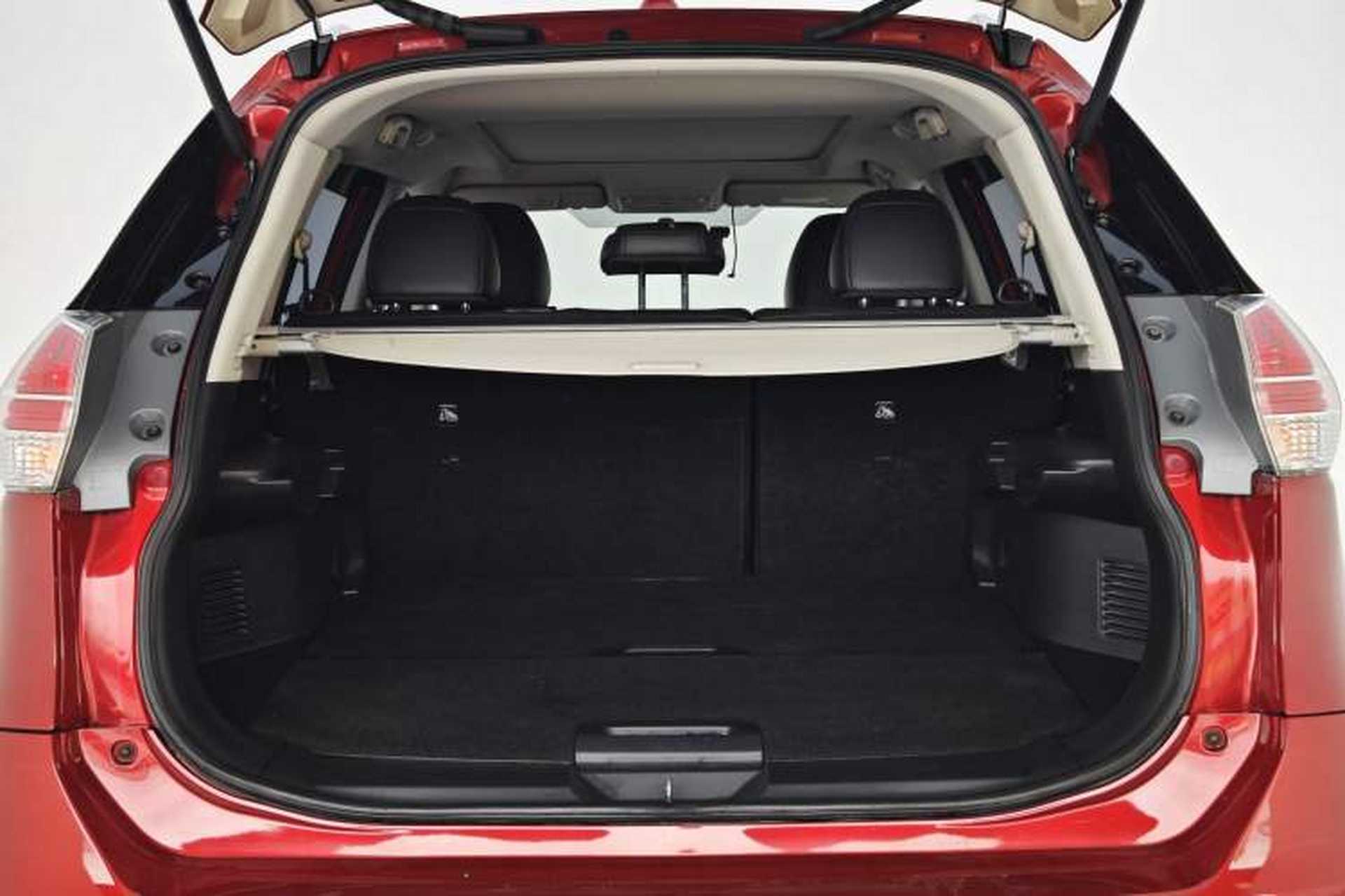 Used Nissan X-Trail 2015 2.0L CVT Comfort MAX Edition 2WD Trunk