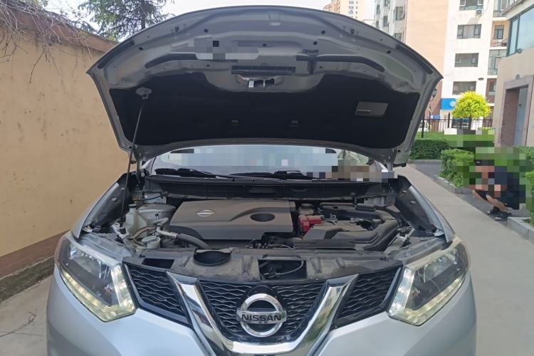 Used Nissan X-Trail 2015 2.0L CVT Comfort MAX Edition 2WD Engine Bay
