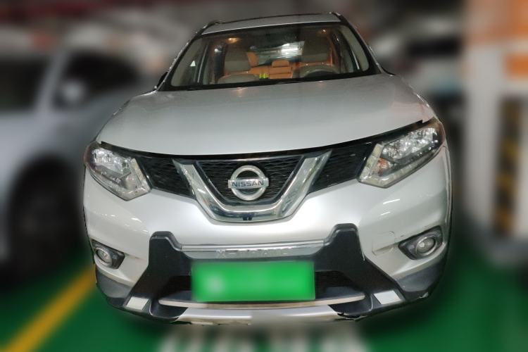Used Nissan X-Trail 2015 2.0L CVT Comfort MAX Edition 2WD Exterior 1