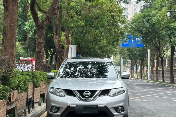 Used Nissan X-Trail 2015 2.0L CVT Comfort MAX Edition 2WD Exterior 2