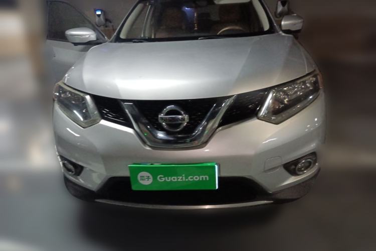 Used Nissan X-Trail 2015 2.0L CVT Comfort MAX Edition 2WD Front