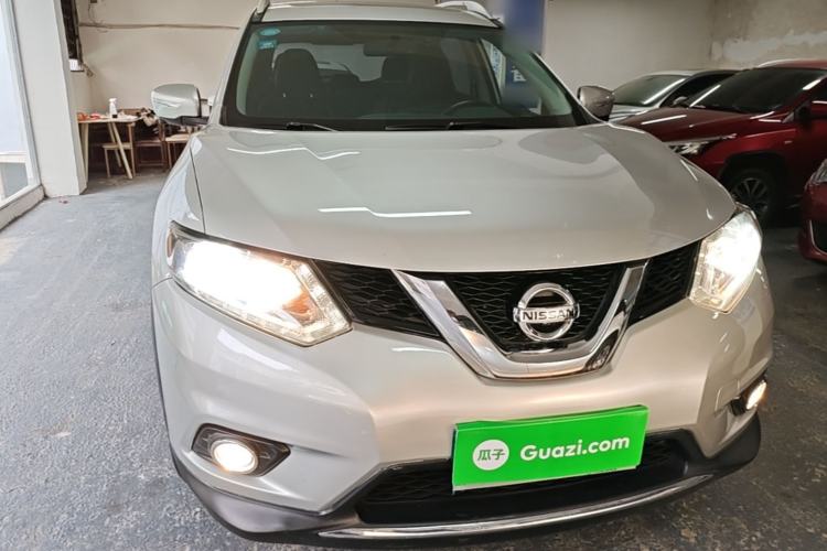 Used Nissan X-Trail 2015 2.0L CVT Comfort MAX Edition 2WD Front