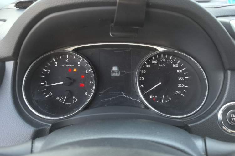 Used Nissan X-Trail 2015 2.0L CVT Comfort MAX Edition 2WD Instrument Cluster