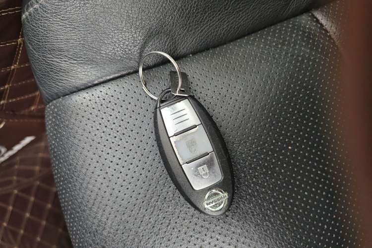 Used Nissan X-Trail 2015 2.0L CVT Comfort MAX Edition 2WD Interior 1