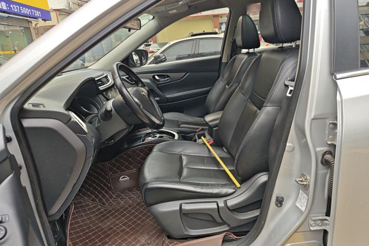 Used Nissan X-Trail 2015 2.0L CVT Comfort MAX Edition 2WD Left Front Seat
