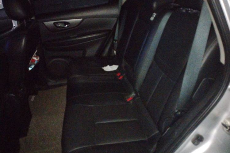 Used Nissan X-Trail 2015 2.0L CVT Comfort MAX Edition 2WD Left Rear Seat