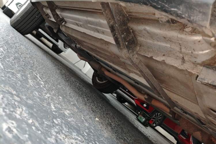 Used Nissan X-Trail 2015 2.0L CVT Comfort MAX Edition 2WD Right Side Sill