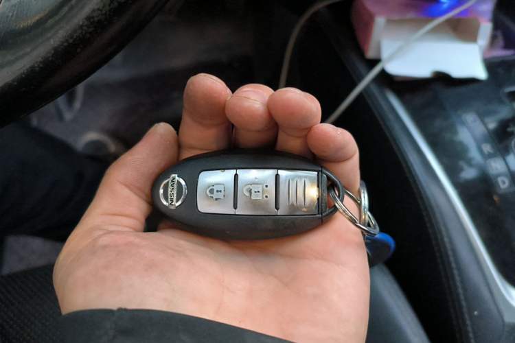 Used Nissan X-Trail 2015 2.0L CVT Comfort MAX Edition 2WD Vehicle Key