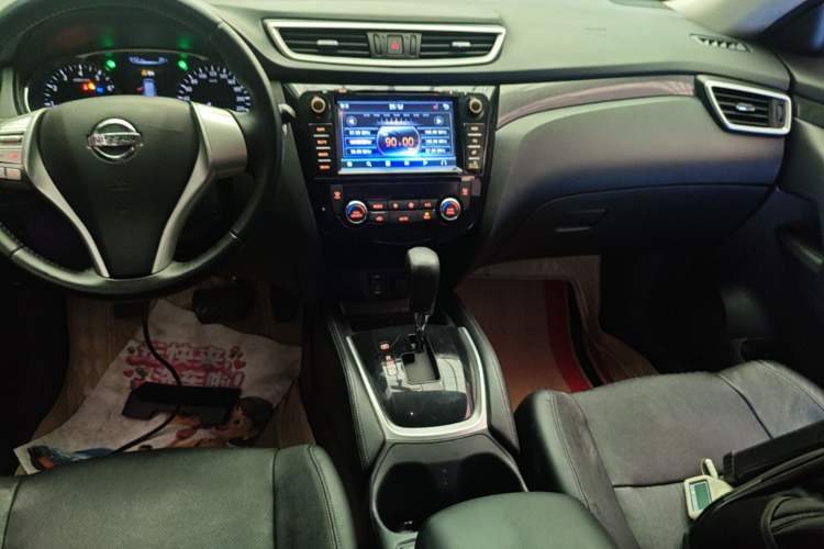 Used Nissan X-Trail 2015 2.5L CVT Leading MAX Edition 4WD Audio And AC Panel