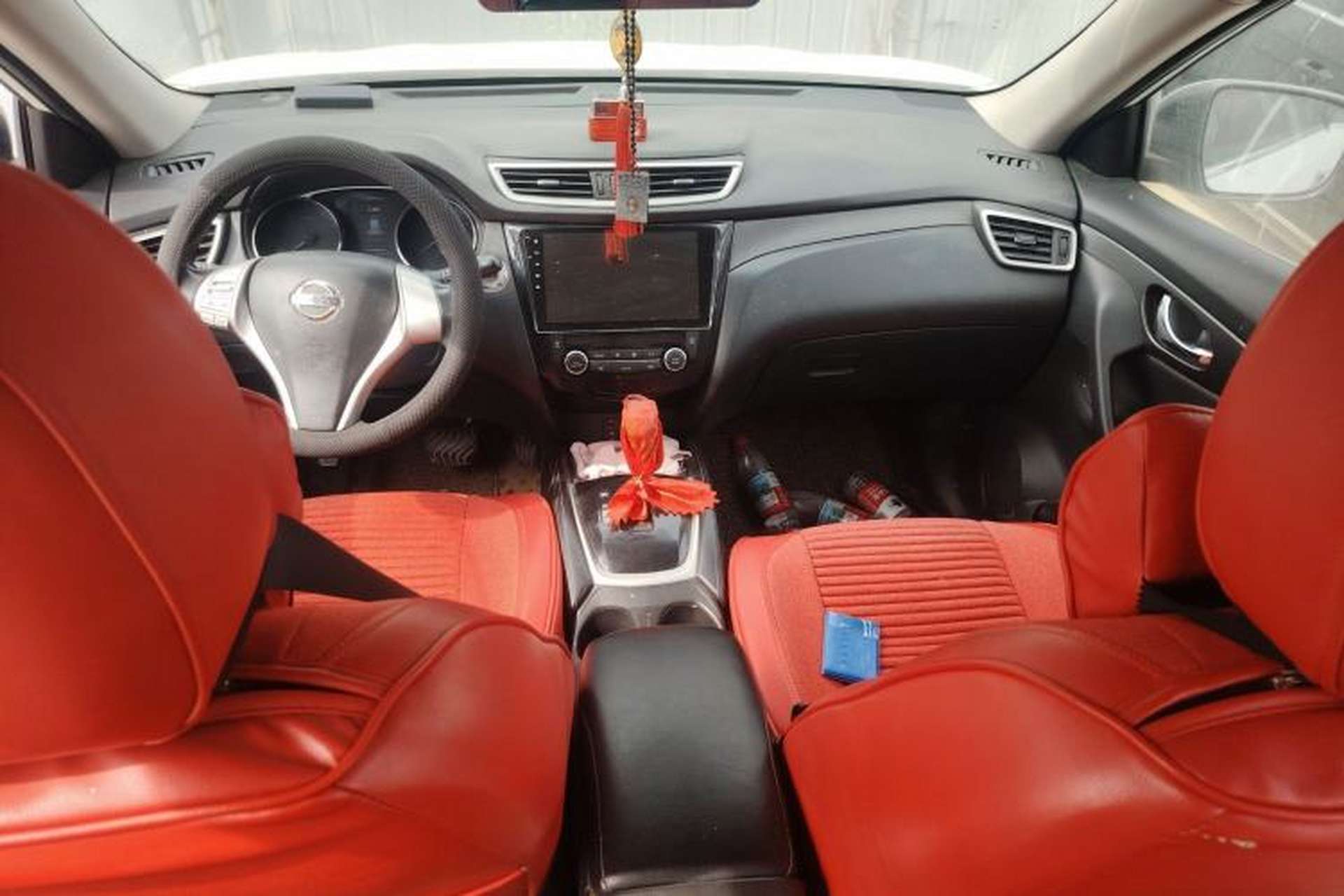 Used Nissan X-Trail 2015 2.0L CVT Comfort MAX Edition 2WD Center Console