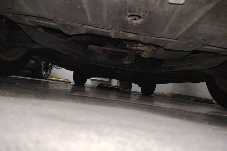Used Nissan X-Trail 2015 2.0L CVT Comfort MAX Edition 2WD Chassis Front
