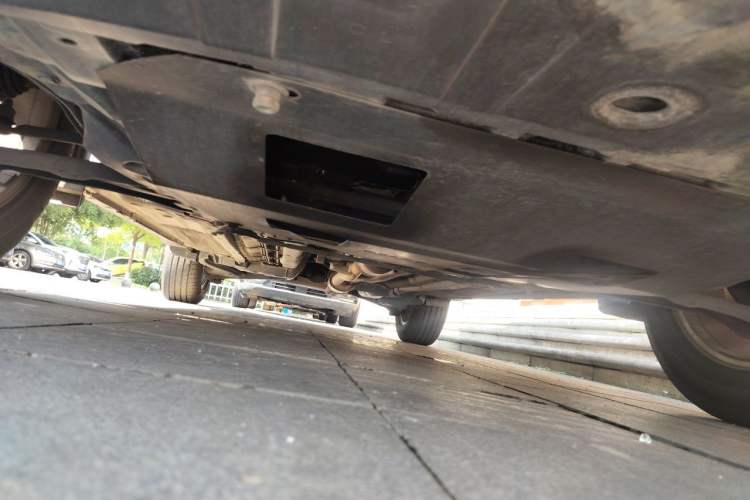 Used Nissan X-Trail 2015 2.0L CVT Comfort MAX Edition 2WD Chassis Front