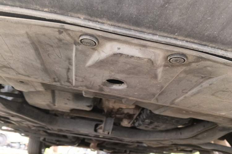 Used Nissan X-Trail 2015 2.0L CVT Comfort MAX Edition 2WD Chassis Front