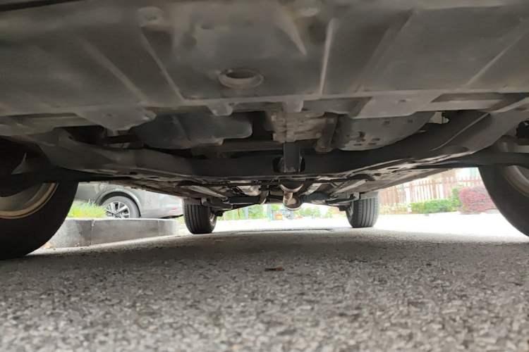 Used Nissan X-Trail 2015 2.0L CVT Comfort MAX Edition 2WD Chassis Front
