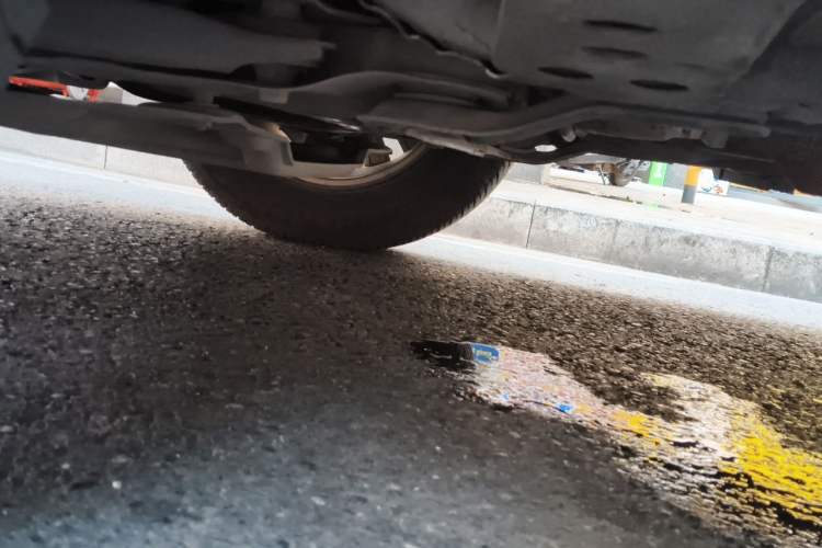Used Nissan X-Trail 2015 2.0L CVT Comfort MAX Edition 2WD Chassis Front Left