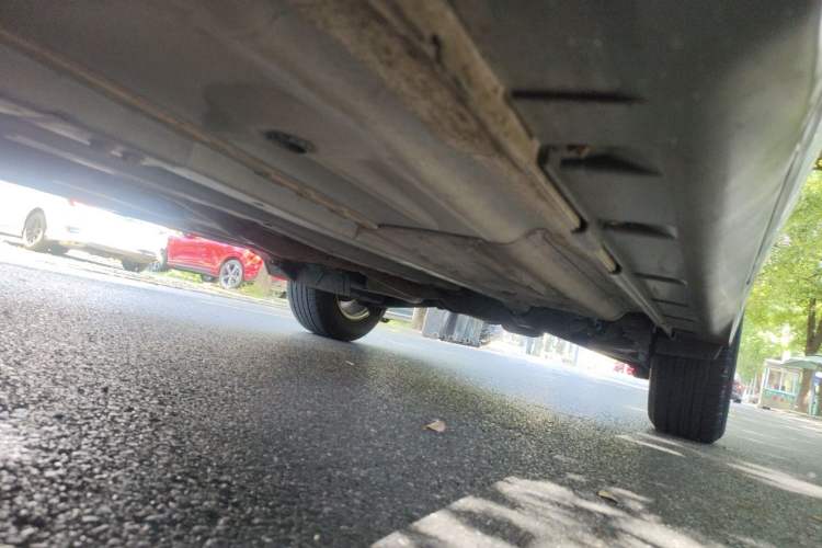 Used Nissan X-Trail 2015 2.0L CVT Comfort MAX Edition 2WD Chassis Front Left