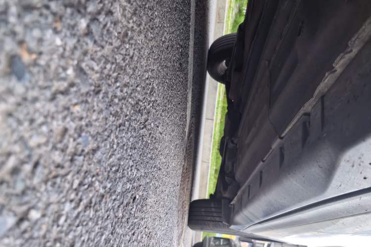 Used Nissan X-Trail 2015 2.0L CVT Comfort MAX Edition 2WD Chassis Front Left