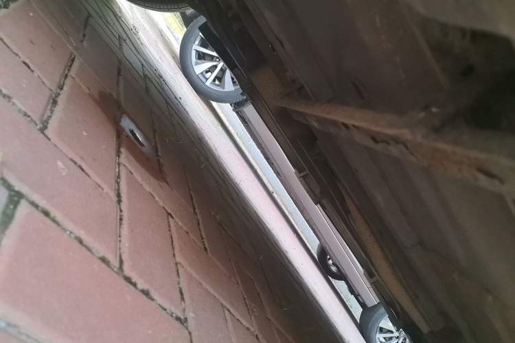 Used Nissan X-Trail 2015 2.0L CVT Comfort MAX Edition 2WD Chassis Front Left