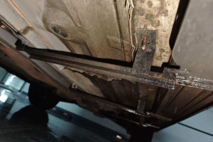Used Nissan X-Trail 2015 2.0L CVT Comfort MAX Edition 2WD Chassis Front Left