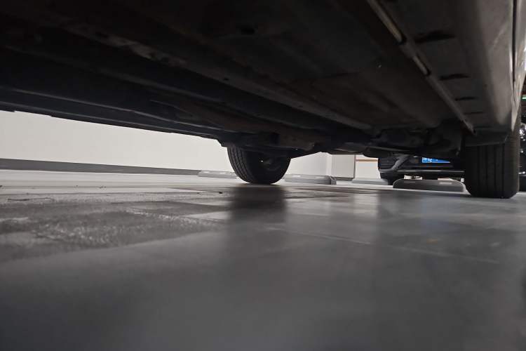 Used Nissan X-Trail 2015 2.0L CVT Comfort MAX Edition 2WD Chassis Front Left
