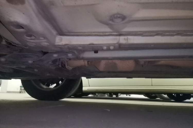 Used Nissan X-Trail 2015 2.0L CVT Comfort MAX Edition 2WD Chassis Front Left