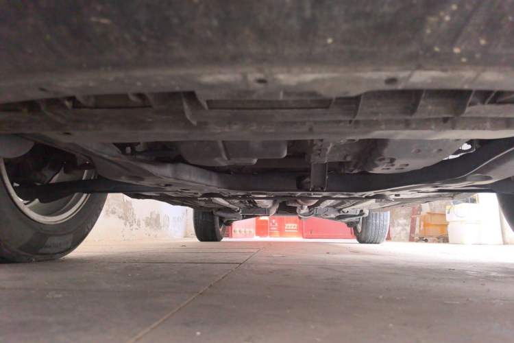 Used Nissan X-Trail 2015 2.0L CVT Comfort MAX Edition 2WD Chassis Front