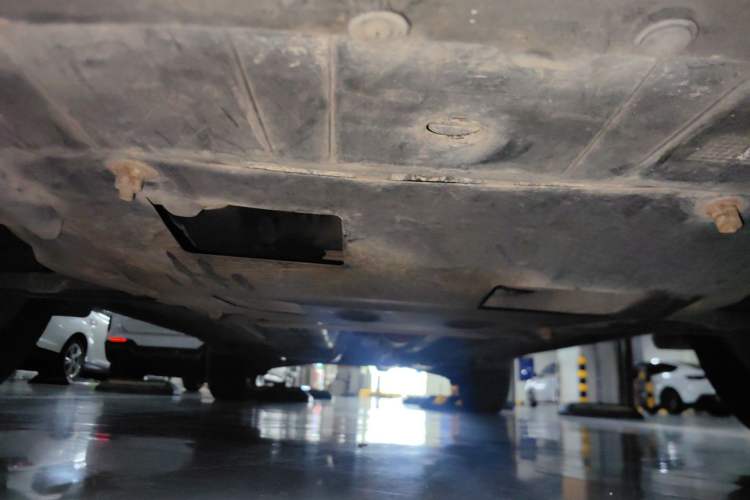 Used Nissan X-Trail 2015 2.0L CVT Comfort MAX Edition 2WD Chassis Front
