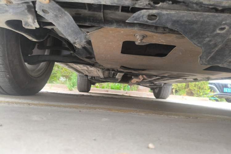 Used Nissan X-Trail 2015 2.0L CVT Comfort MAX Edition 2WD Chassis Front Right