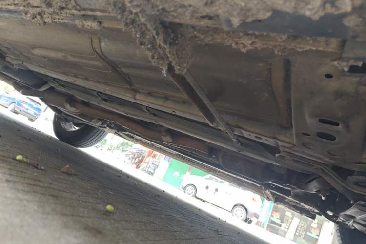 Used Nissan X-Trail 2015 2.0L CVT Comfort MAX Edition 2WD Chassis Front Right