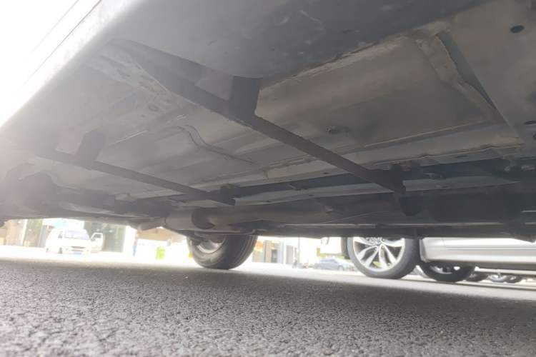 Used Nissan X-Trail 2015 2.0L CVT Comfort MAX Edition 2WD Chassis Front Right