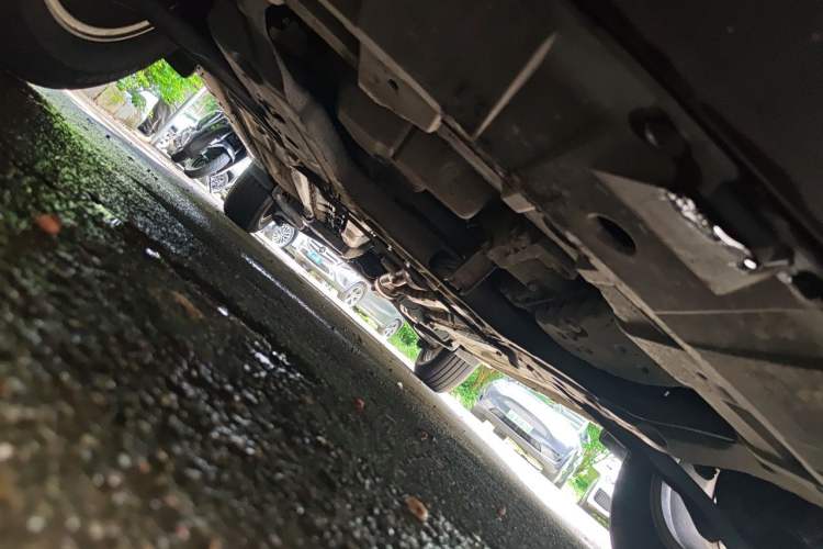 Used Nissan X-Trail 2015 2.0L CVT Comfort MAX Edition 2WD Chassis Front