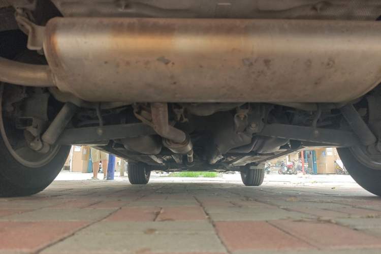 Used Nissan X-Trail 2015 2.0L CVT Comfort MAX Edition 2WD Chassis Rear
