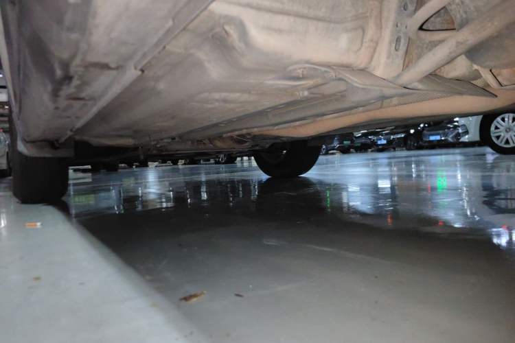 Used Nissan X-Trail 2015 2.0L CVT Comfort MAX Edition 2WD Chassis Rear Left