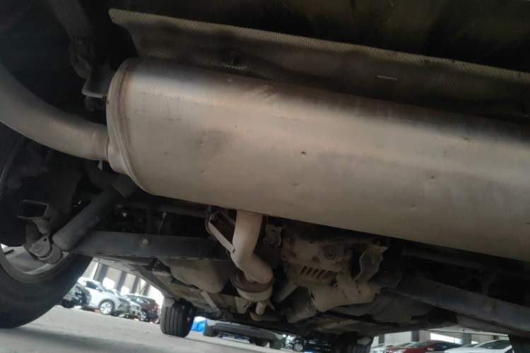 Used Nissan X-Trail 2015 2.5L CVT Leading MAX Edition 4WD Chassis Rear