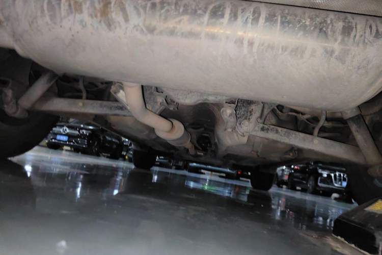 Used Nissan X-Trail 2015 2.0L CVT Comfort MAX Edition 2WD Chassis Rear