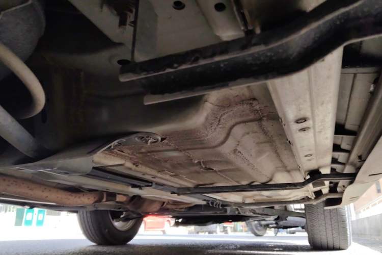 Used Nissan X-Trail 2015 2.0L CVT Comfort MAX Edition 2WD Chassis Rear Right