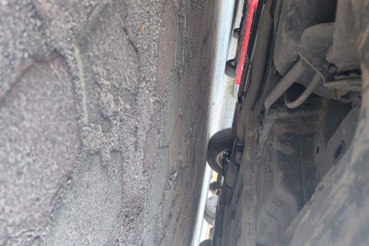 Used Nissan X-Trail 2015 2.5L CVT Leading MAX Edition 4WD Chassis Rear Right