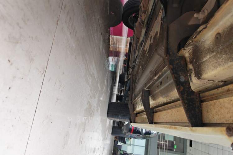 Used Nissan X-Trail 2015 2.0L CVT Comfort MAX Edition 2WD Chassis Rear Right
