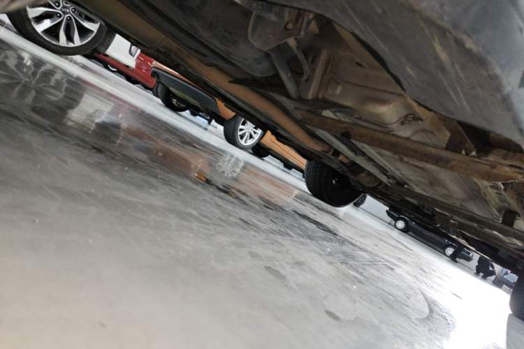 Used Nissan X-Trail 2015 2.0L CVT Comfort MAX Edition 2WD Chassis Rear Right