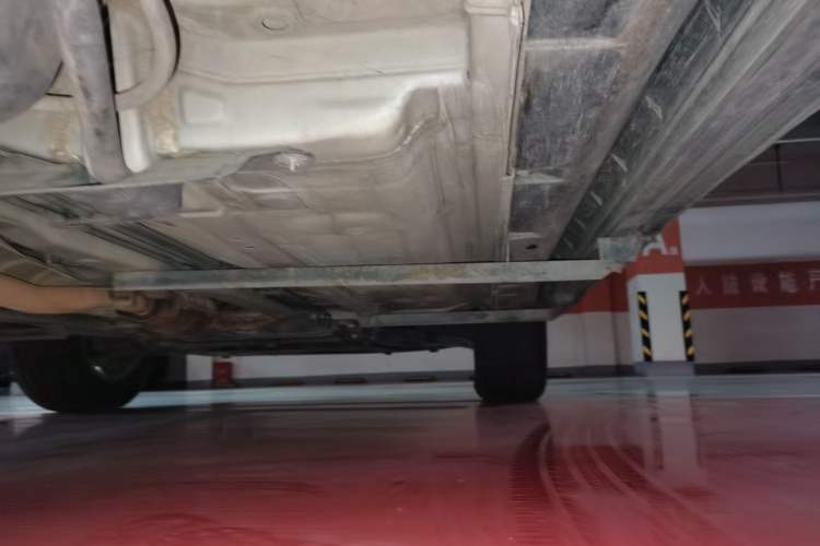 Used Nissan X-Trail 2015 2.0L CVT Comfort MAX Edition 2WD Chassis Rear Right