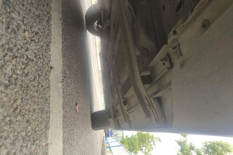 Used Nissan X-Trail 2015 2.0L CVT Comfort MAX Edition 2WD Chassis Rear Right