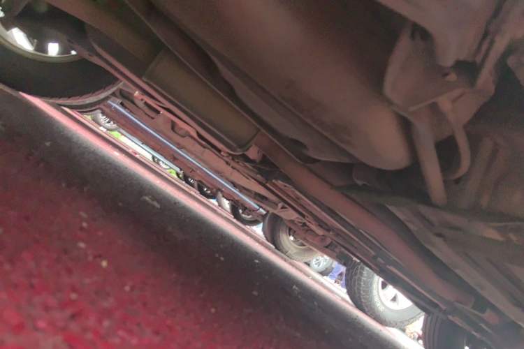 Used Nissan X-Trail 2015 2.0L CVT Comfort MAX Edition 2WD Chassis Rear Right