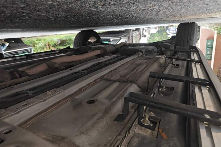 Used Nissan X-Trail 2015 2.0L CVT Comfort MAX Edition 2WD Chassis Rear Right
