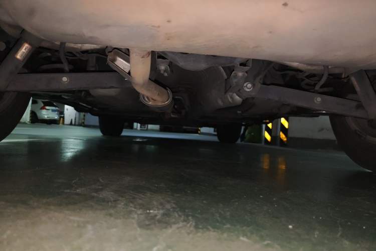 Used Nissan X-Trail 2015 2.0L CVT Comfort MAX Edition 2WD Chassis Rear